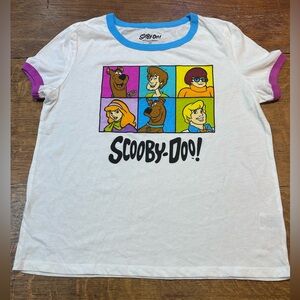 Scooby‎ Doo juniors tshirt sz large Halloween